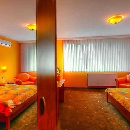 Family Hotel Mania ستارا زاغورا المظهر الخارجي الصورة
