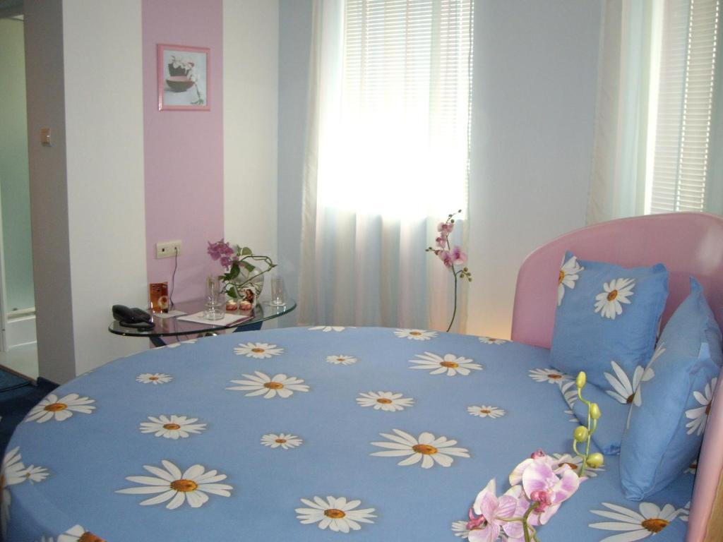 Family Hotel Mania ستارا زاغورا الغرفة الصورة
